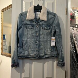 Vintage America Blue Jean Jacket with Cream Collar